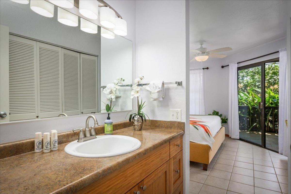 Kona Westwind 1 New! Quiet Ocean-View 1St Floor | Patio | Pool Villa Kailua-Kona Eksteriør billede